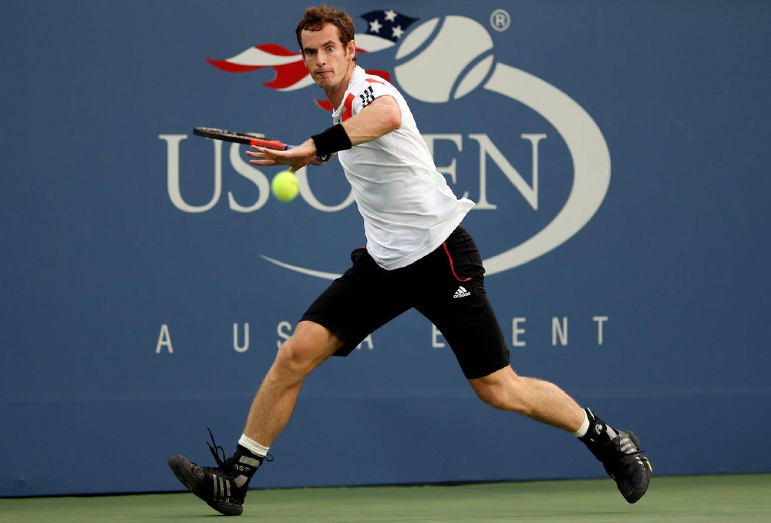 Andy Murray In Action At The Us Open Wallpaper