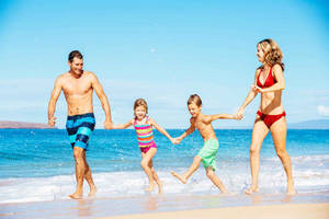 Family Beach Vacation Wallpaper