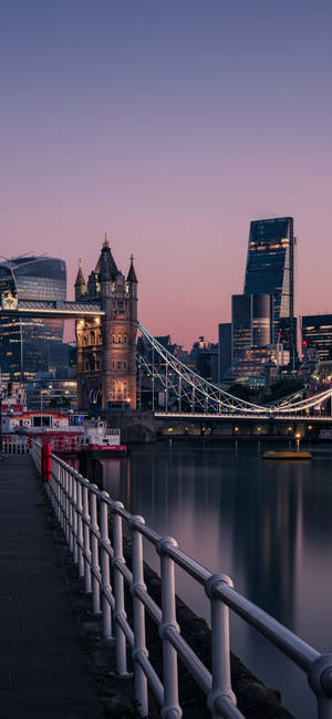Tower Bridge London Aesthetic Iphone 11 Wallpaper