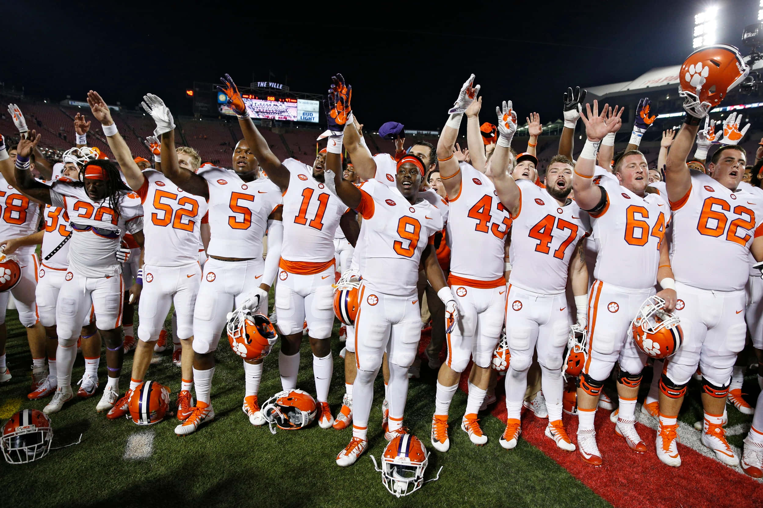 Caption: Captivating Action In Clemson Tigers Football Match