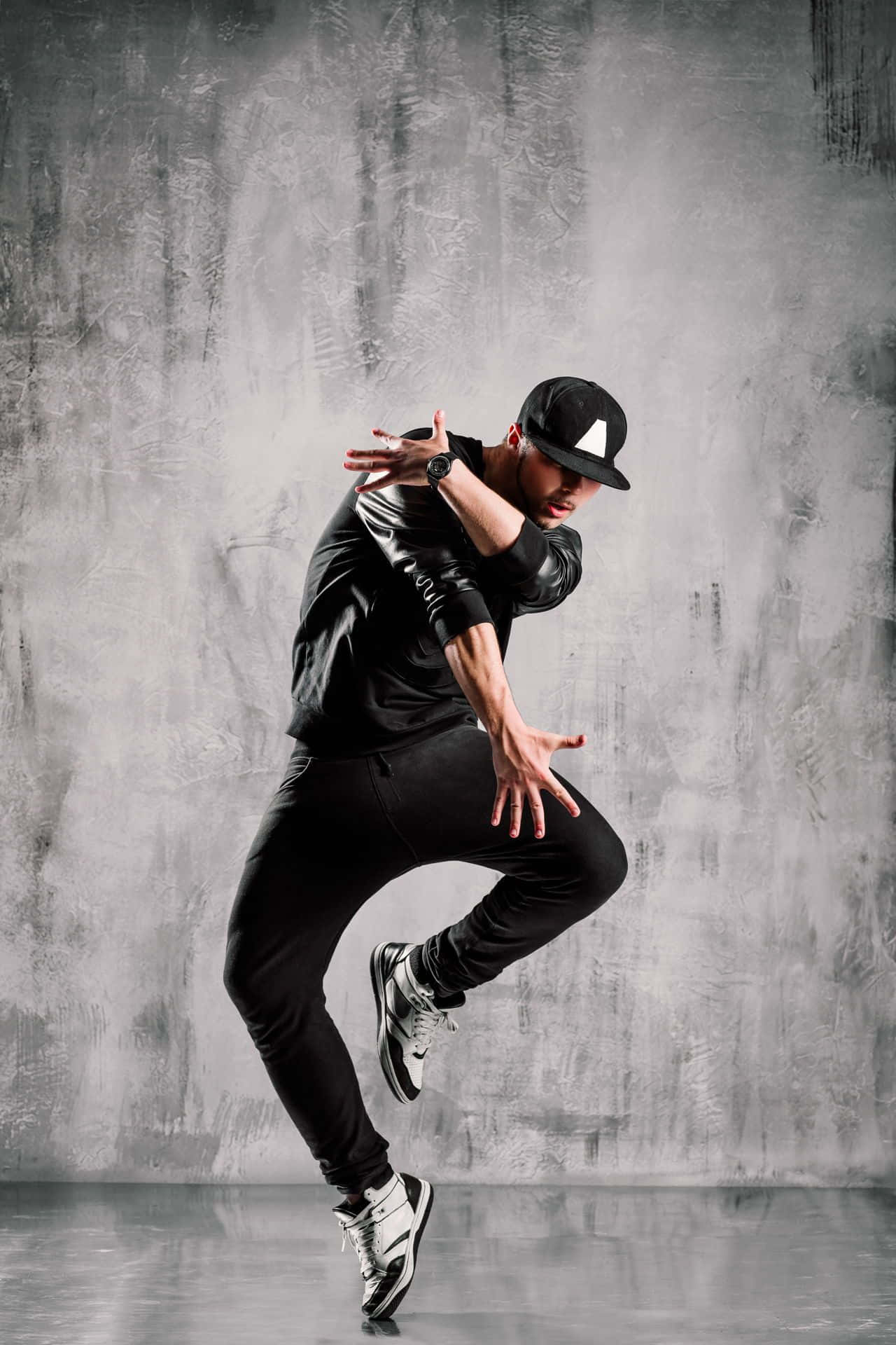 Dynamic Hip Hop Dancerin Action.jpg