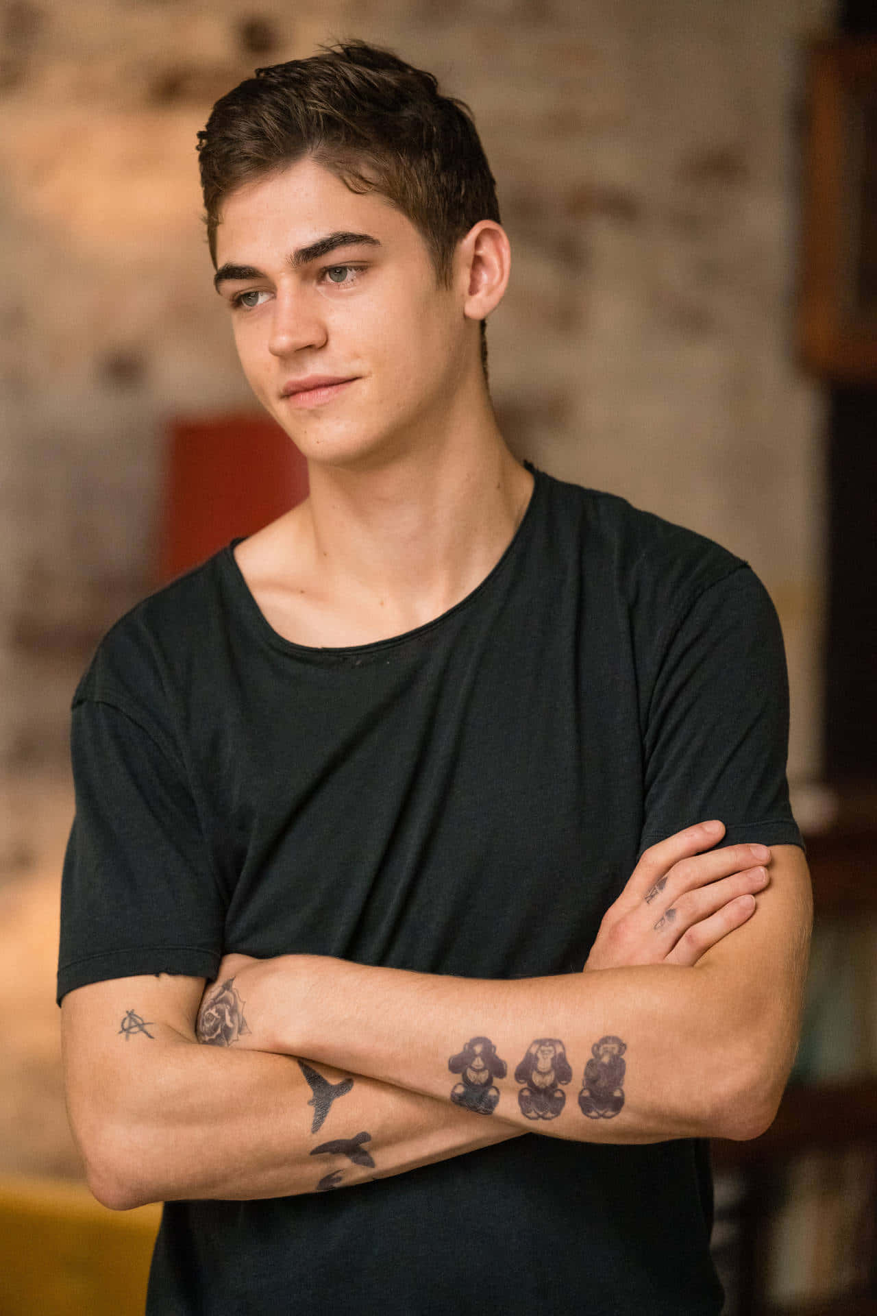 Hardin Scott Exuding Elegance And Confidence