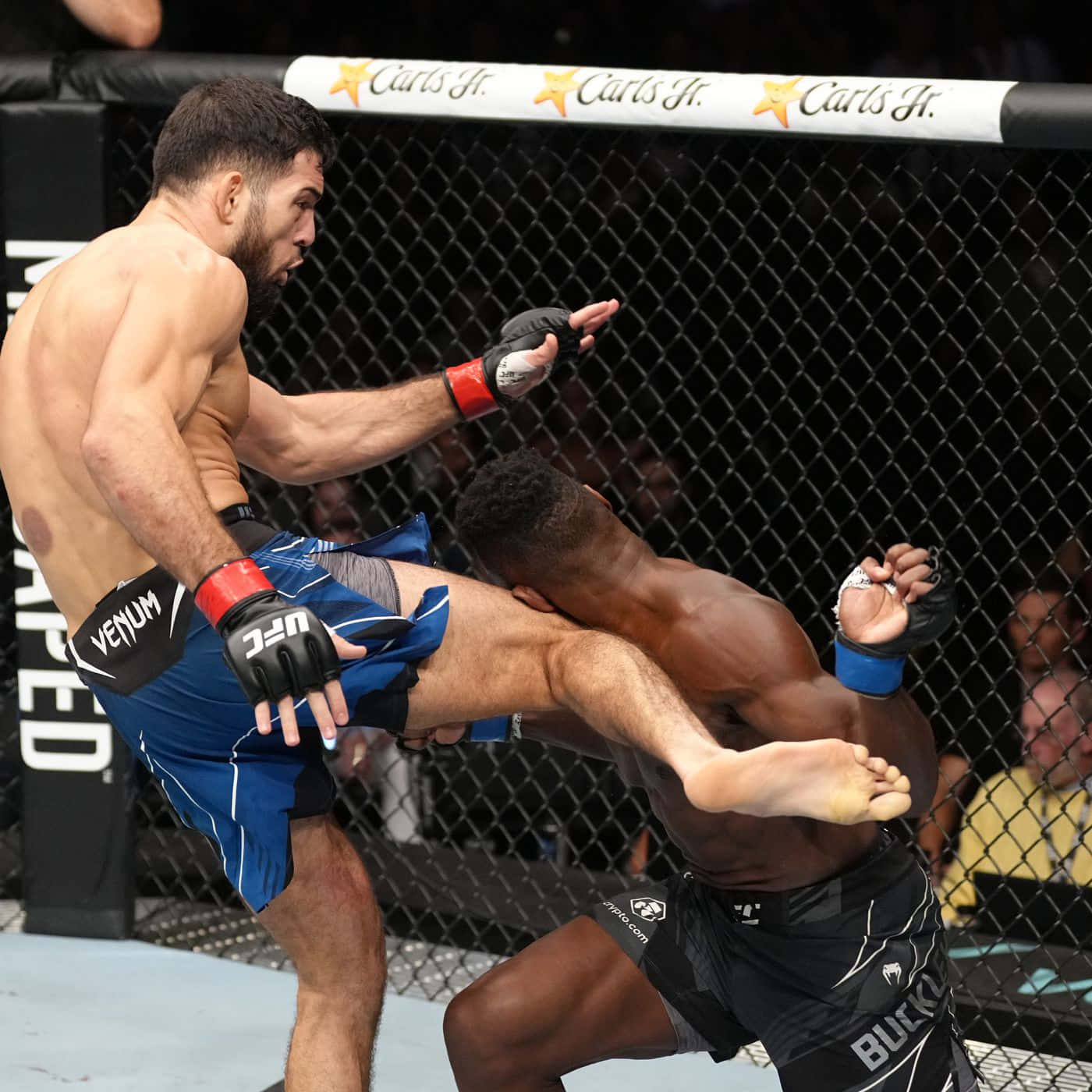 Nassourdine Imavov Kicking Joaquin Buckley
