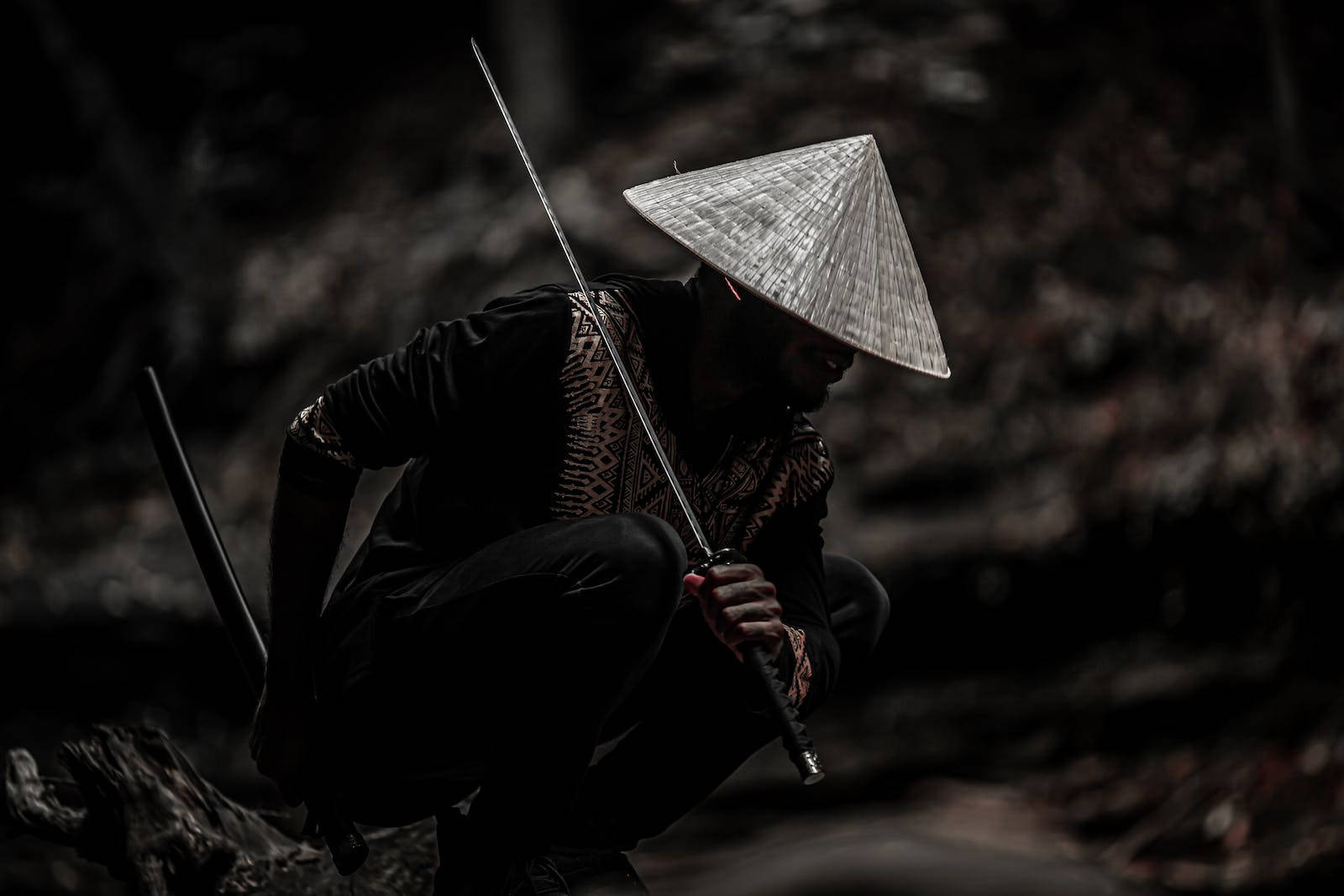 8k Samurai With Katana And Sedge Hat Wallpaper
