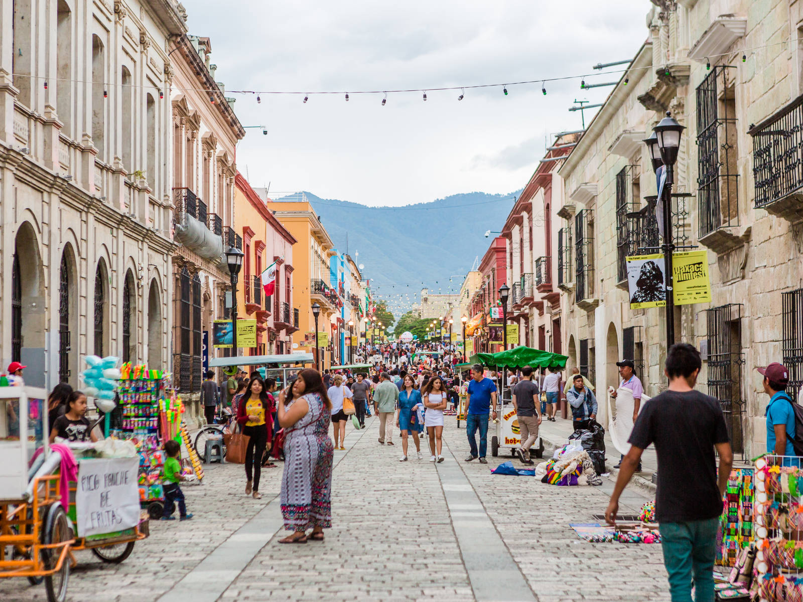 A Plaza In Oaxaca Wallpaper