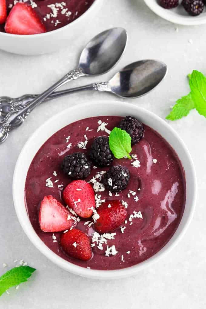 Acai Berry Smoothie Bowl Wallpaper