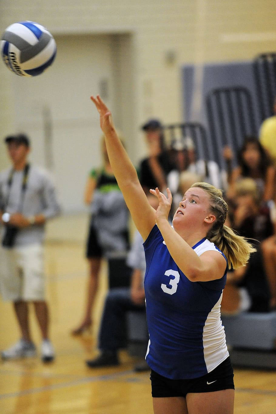 Ace Your Volleyball Game With A Powerful Laptop Wallpaper