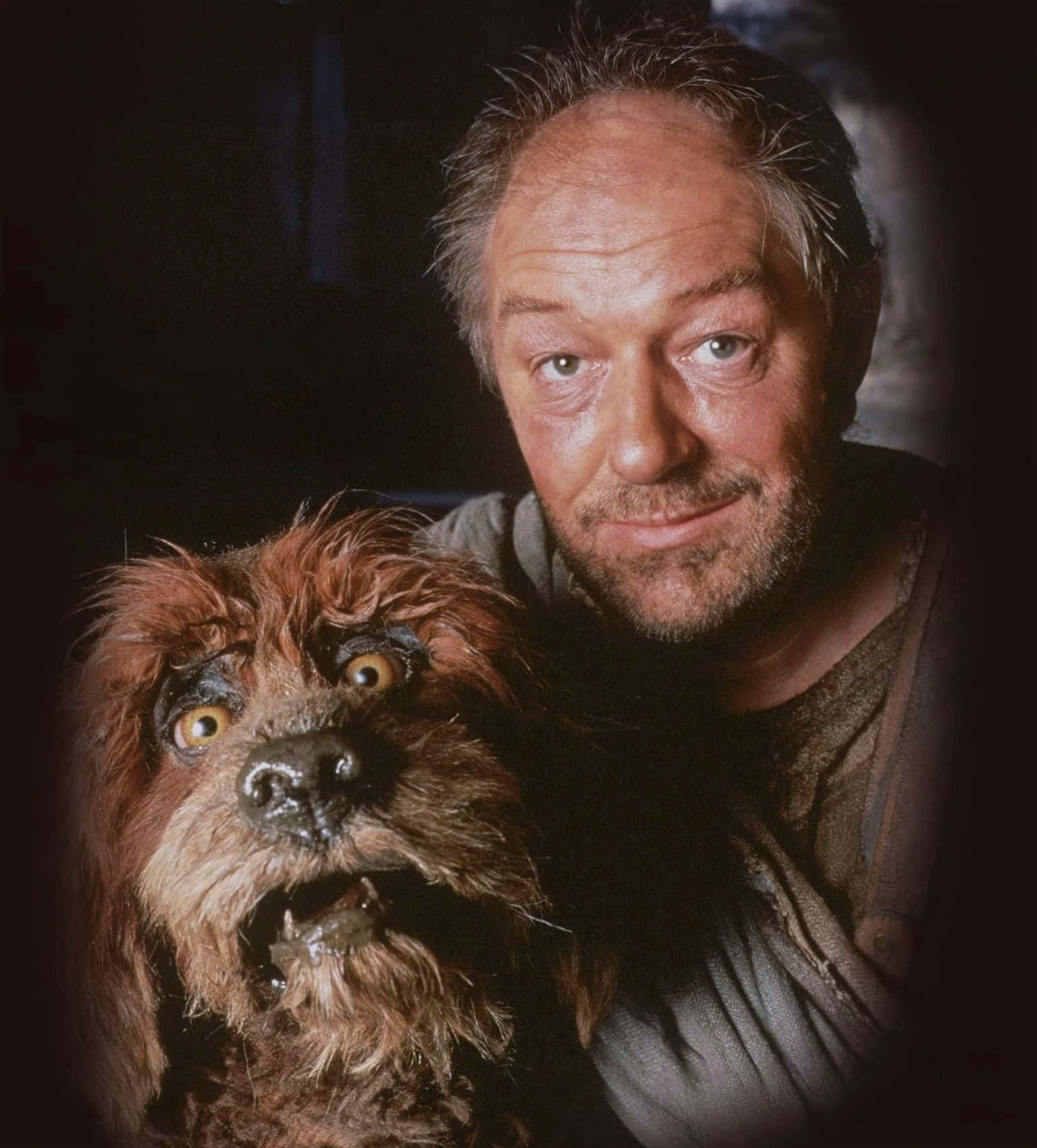 Actor_with_ Creature_ Puppet_ Portrait Wallpaper