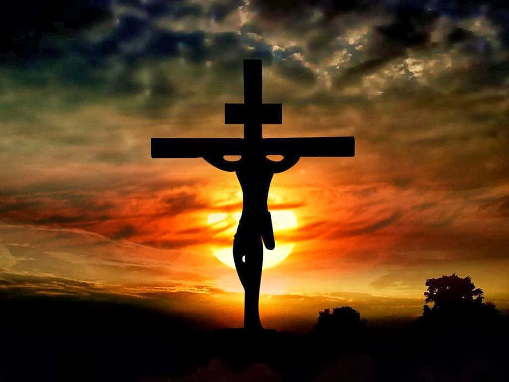 Aesthetic Jesus On Cross At Sunset Wallpaper