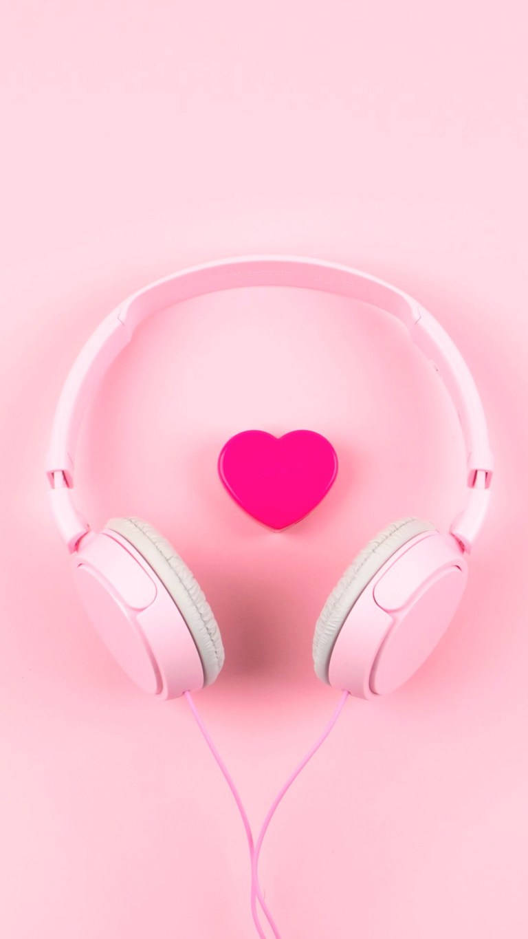 Aesthetic Pink Iphone Heart And Headphones Wallpaper