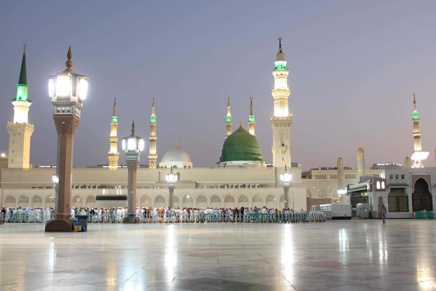 Al Masjid_an Nabawi_ Evening_ View Wallpaper