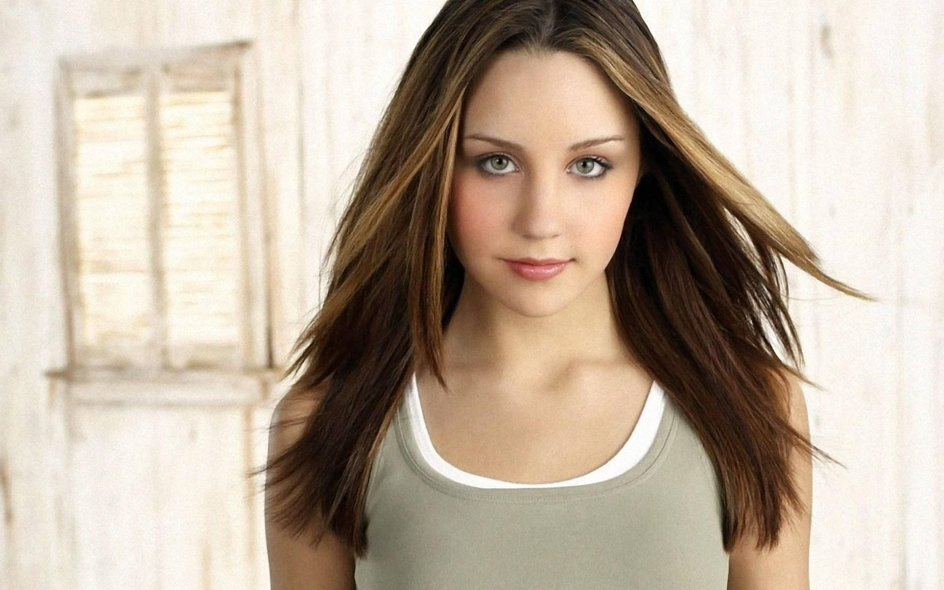 Download free Amanda Bynes Model Vibe Wallpaper - MrWallpaper.com