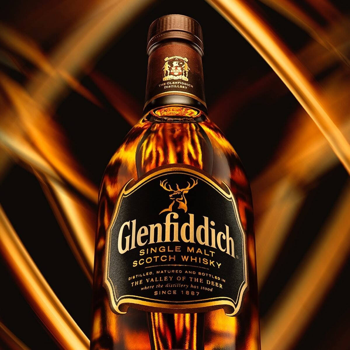 Amazing Shot Of Glenfiddich 15 Year Old Wallpaper