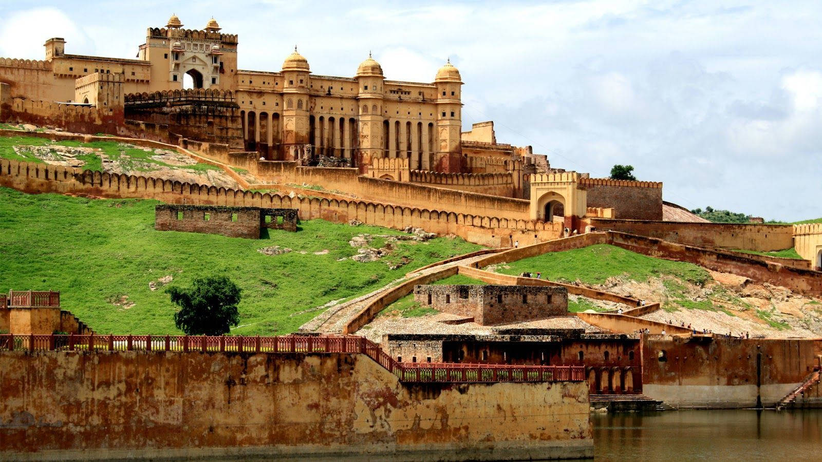 Amer Fort Jaipur Hilltop Wallpaper