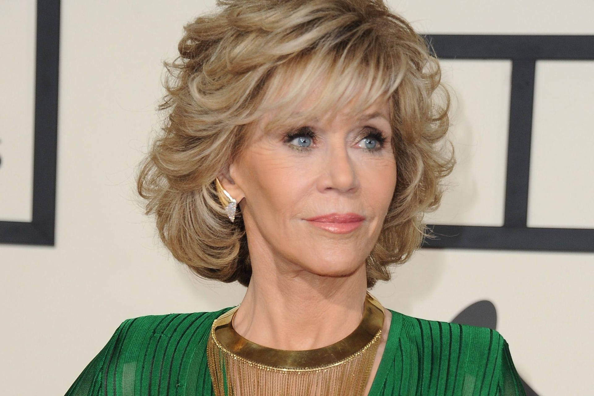 Download free American Actress Jane Fonda Blonde Hair Wallpaper -  MrWallpaper.com