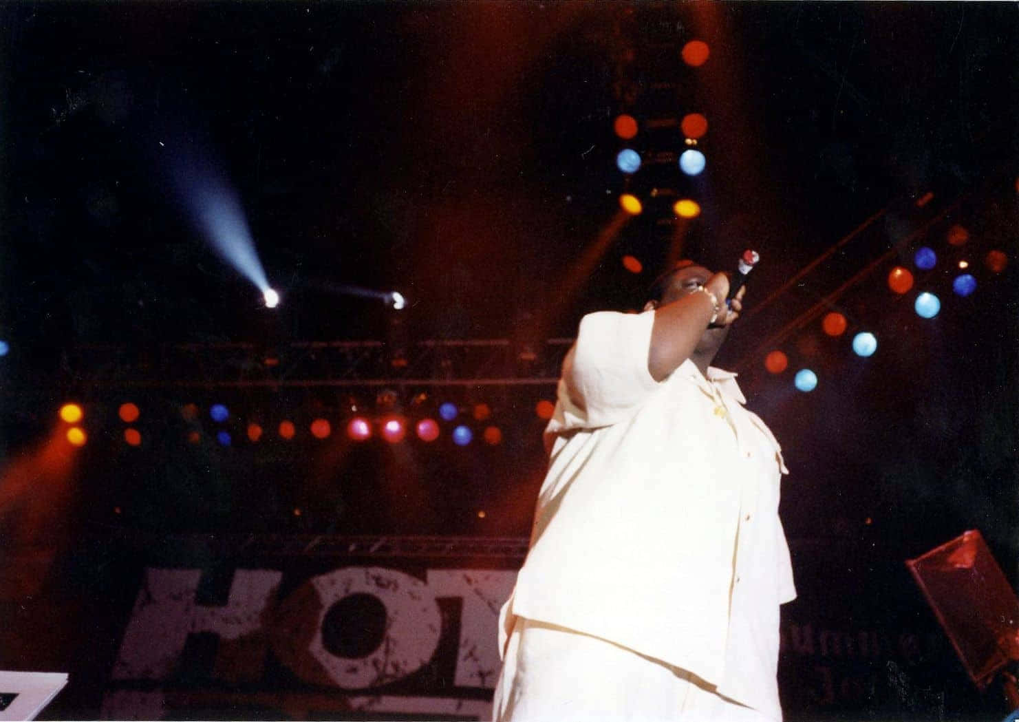 American Rapper The Notorious Big Performing Wallpaper