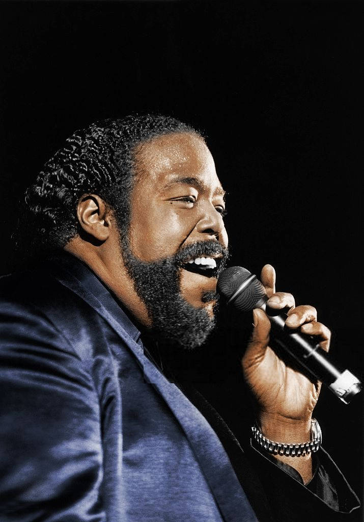 American Singer Songwriter Barry White Wallpaper