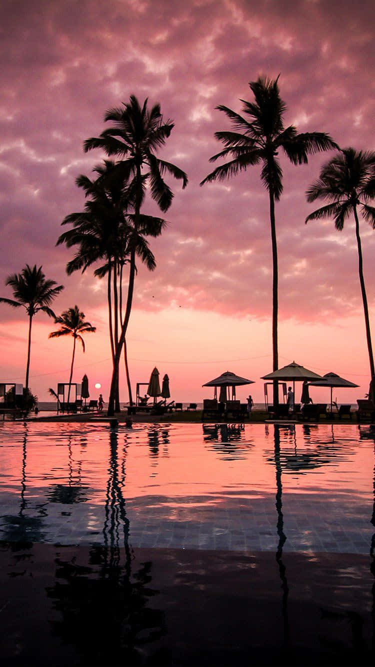 An Amazing Sunset Over The Beach Wallpaper