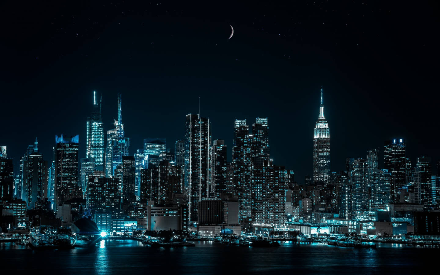 An Artistic View Of The Urban Landscape, With Vibrant Colors And Enchanting Night Lights In Night City. Wallpaper