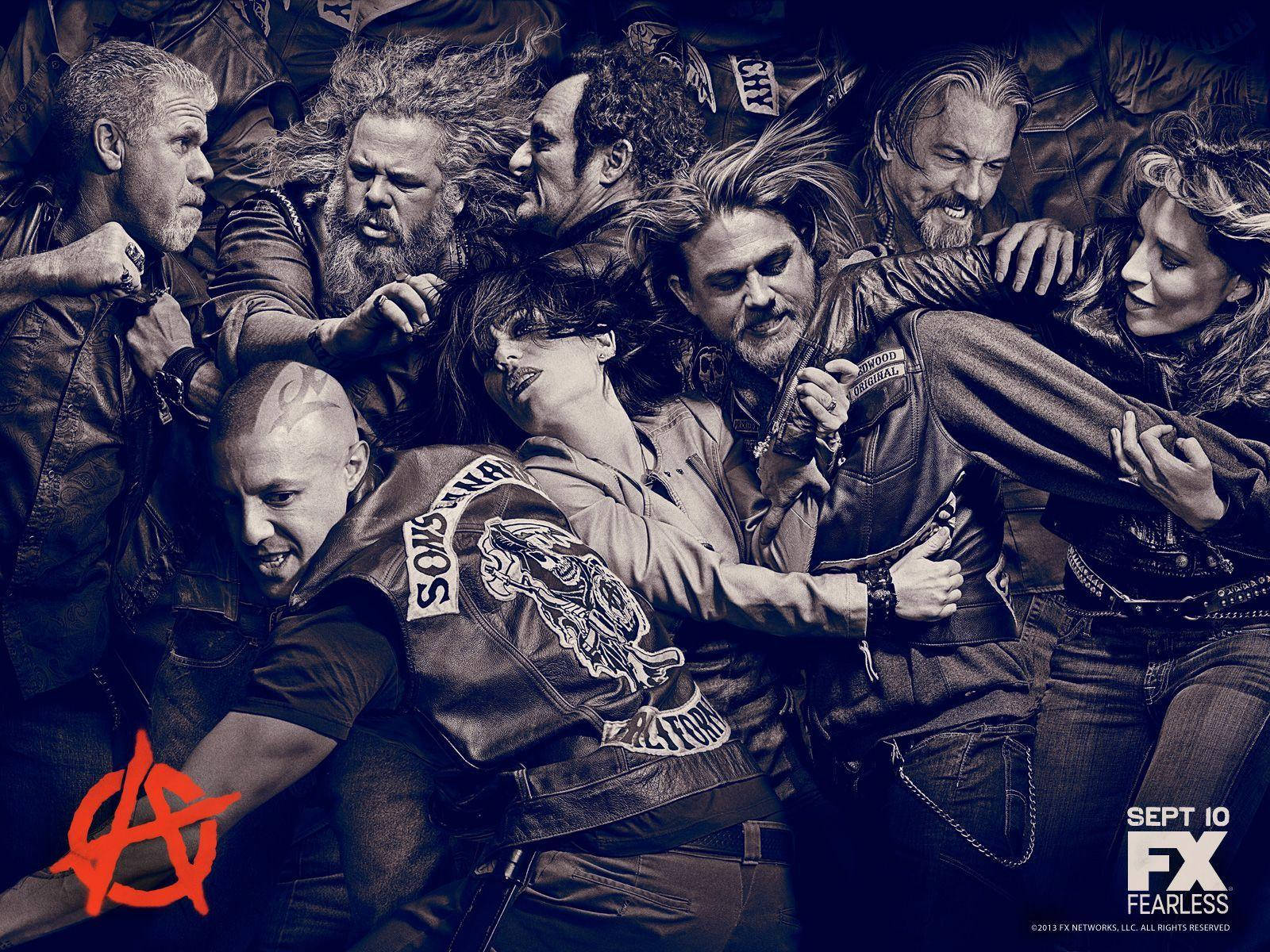 An Image Of The Cast Of Sons Of Anarchy Wallpaper