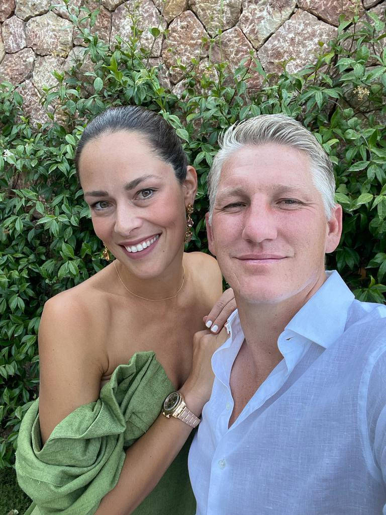 Ana Ivanovic With Her Husband In A Loving Selfie Wallpaper