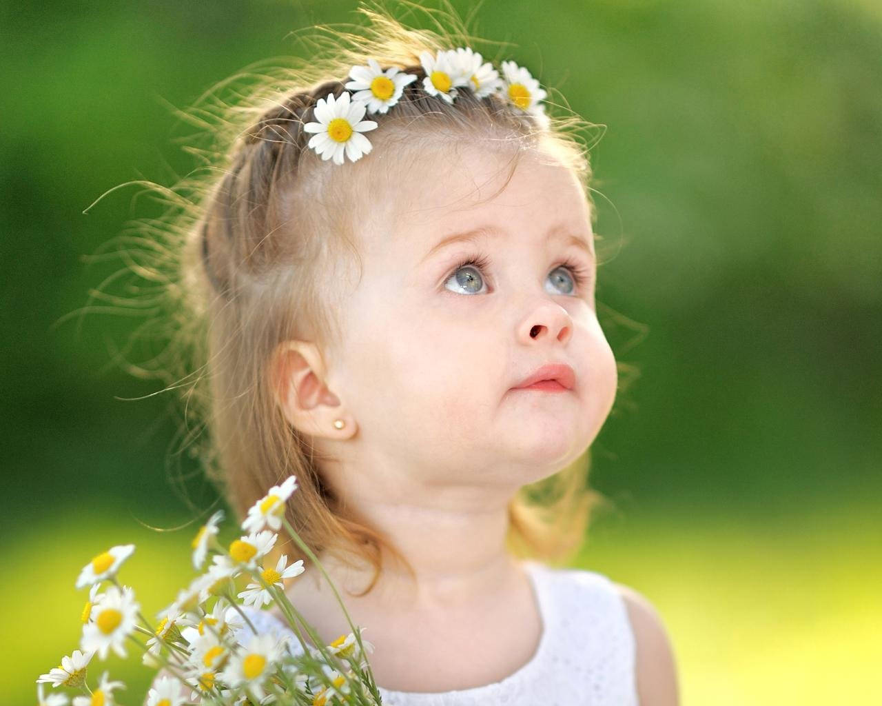 Angelic Girl Child With Floral Headdress Wallpaper