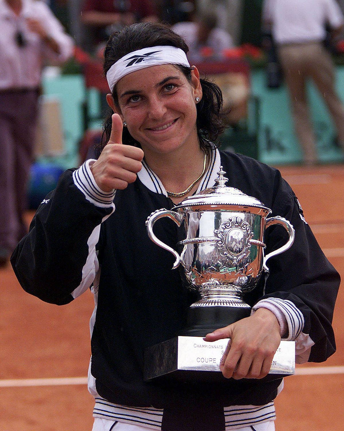 Arantxa Sánchez Vicario Thumbs Up Champion Wallpaper