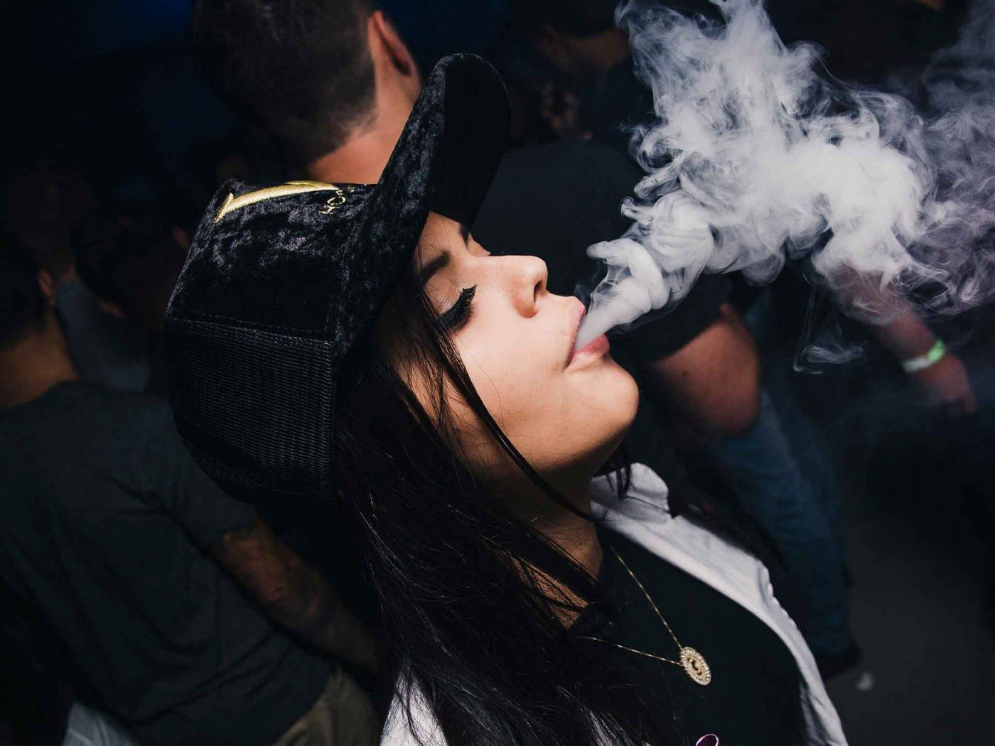Attitude Girl Exhaling Smoke Wallpaper