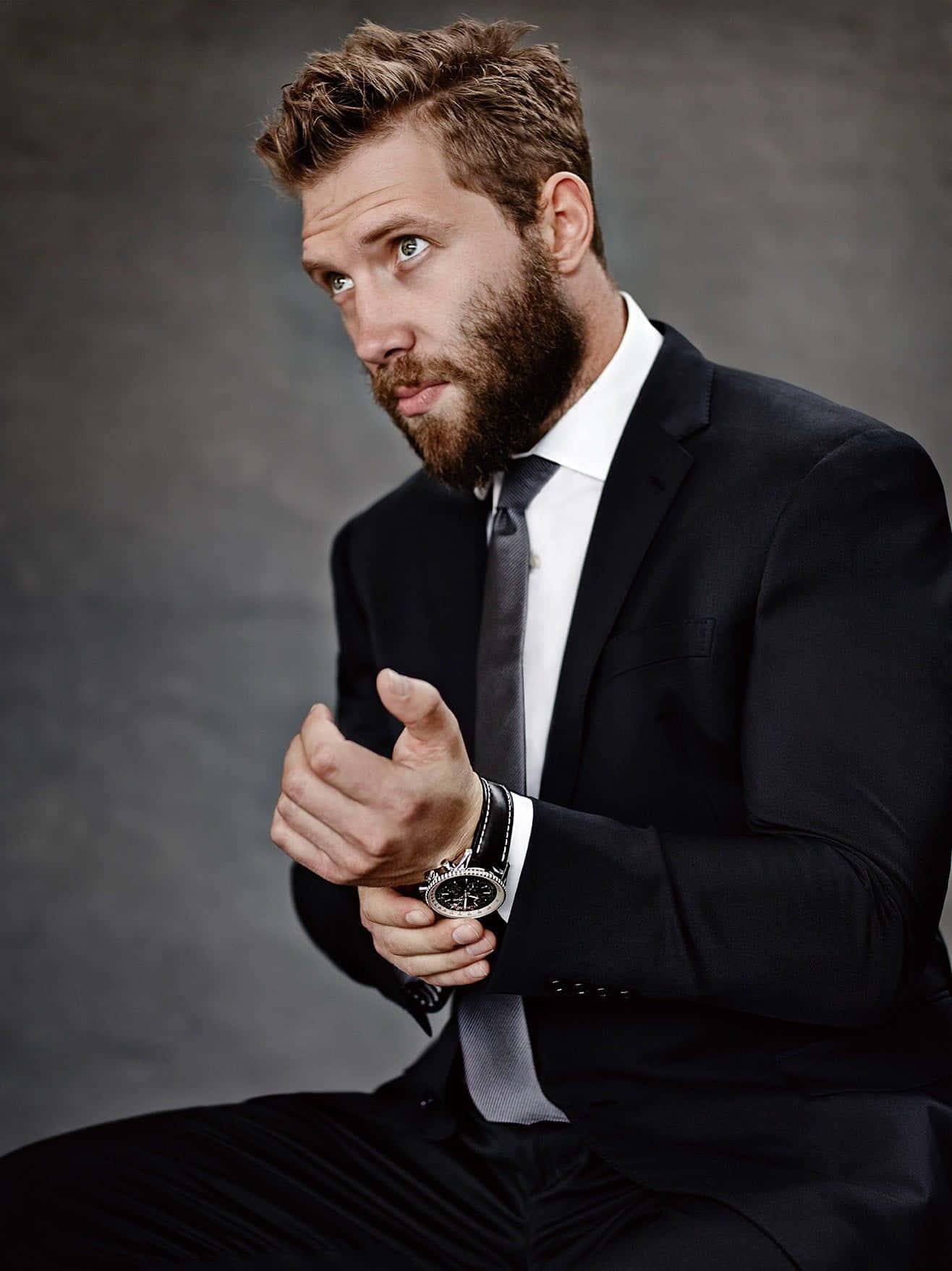 Australian Actor Jai Courtney In Stylish Men Suit Wallpaper