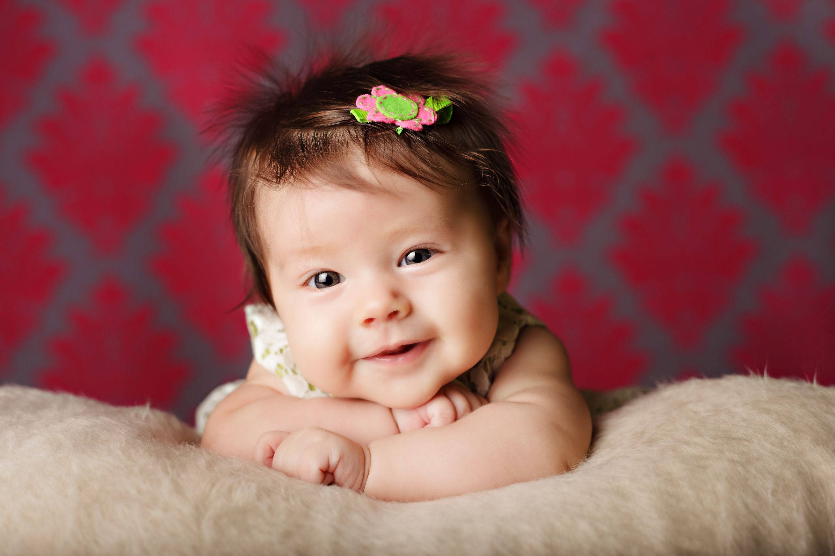 Baby Love Flower Clip Wallpaper