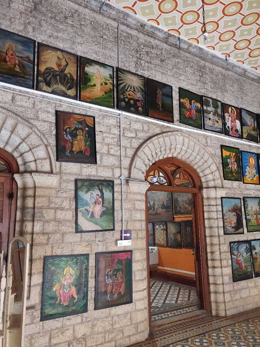 Bangalore Palace Wall Painting Wallpaper