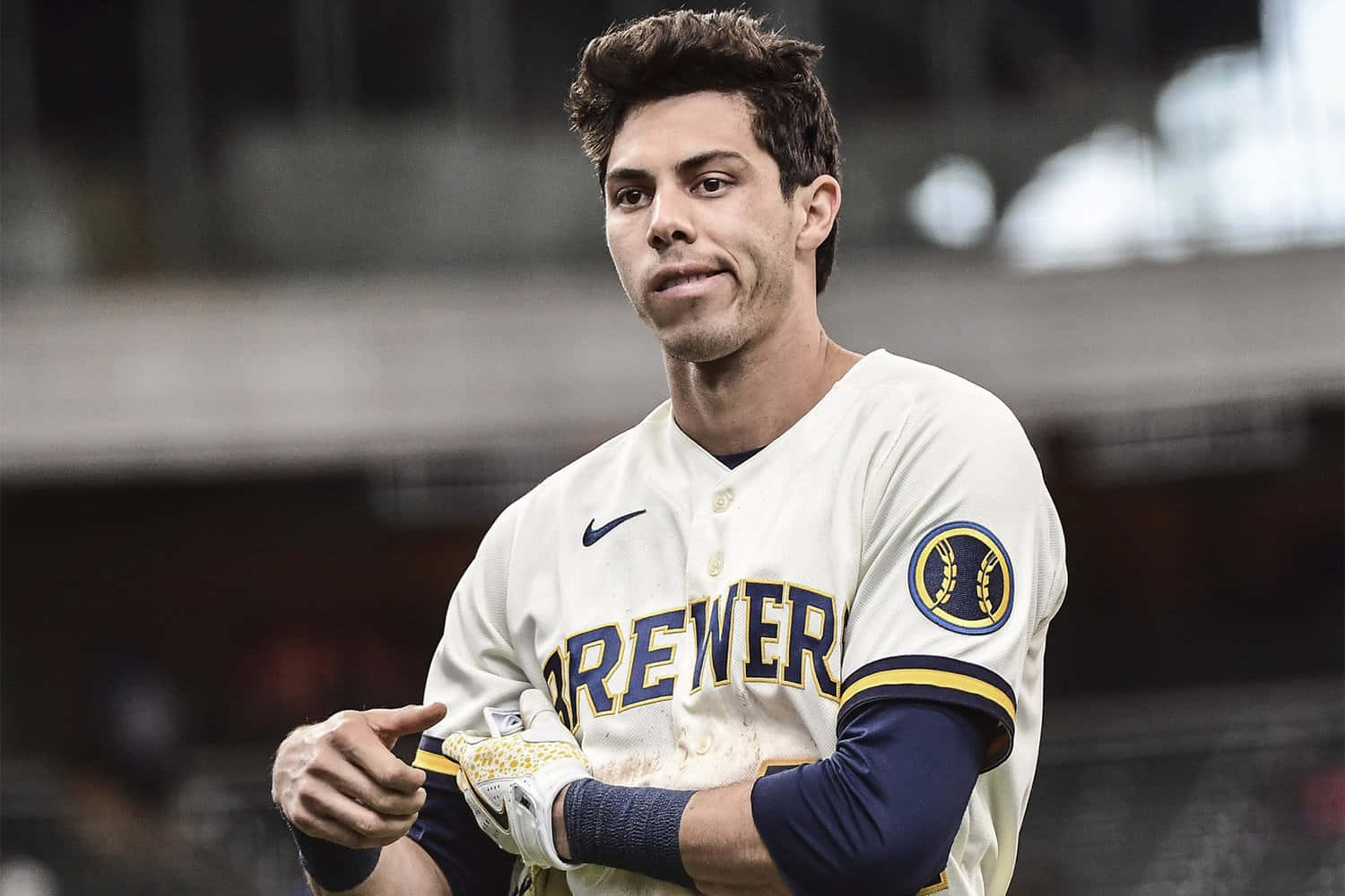 Baseball Playerin Brewers Uniform Wallpaper