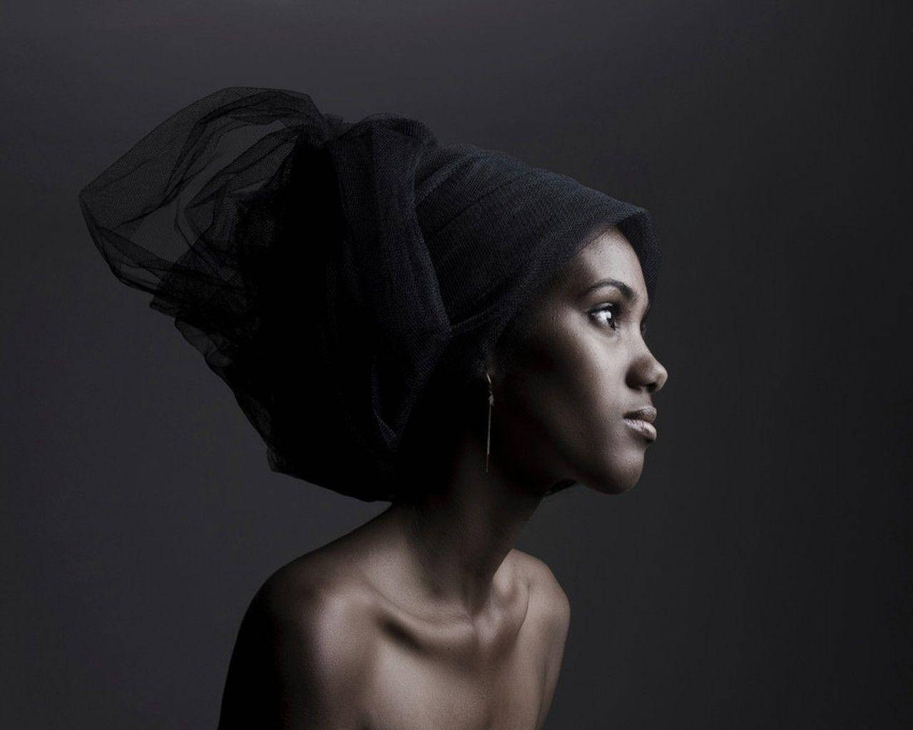 Beautiful Black Woman Side View Wallpaper