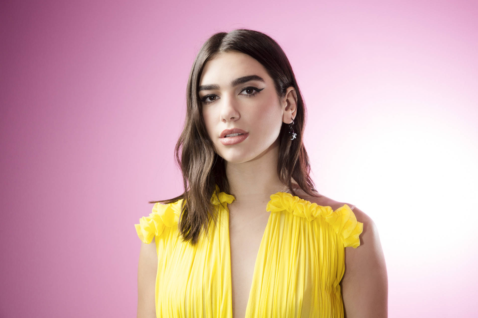 Dua Lipa Background Wallpaper 30320 - Baltana