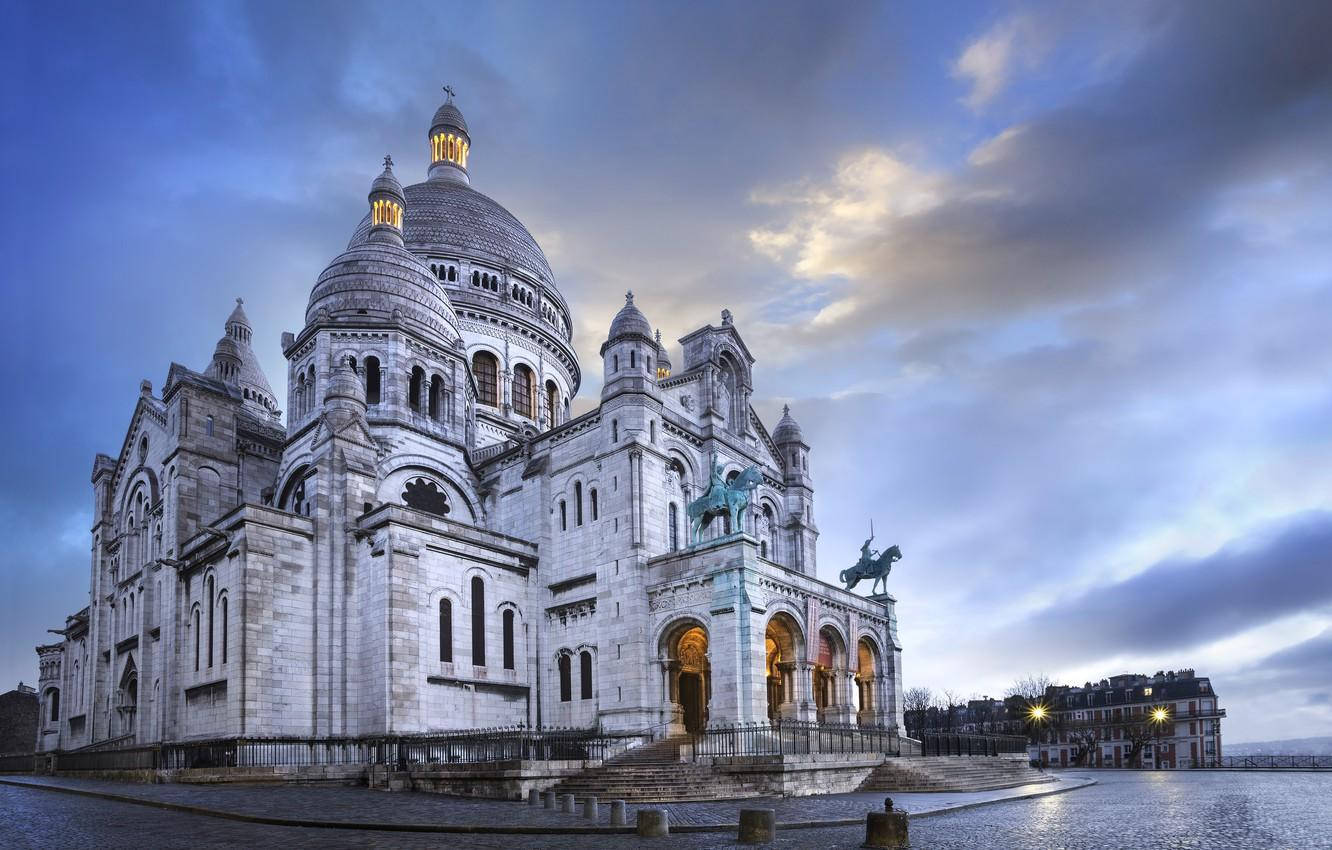 Beautiful Sacre Coeur Basilica Wallpaper