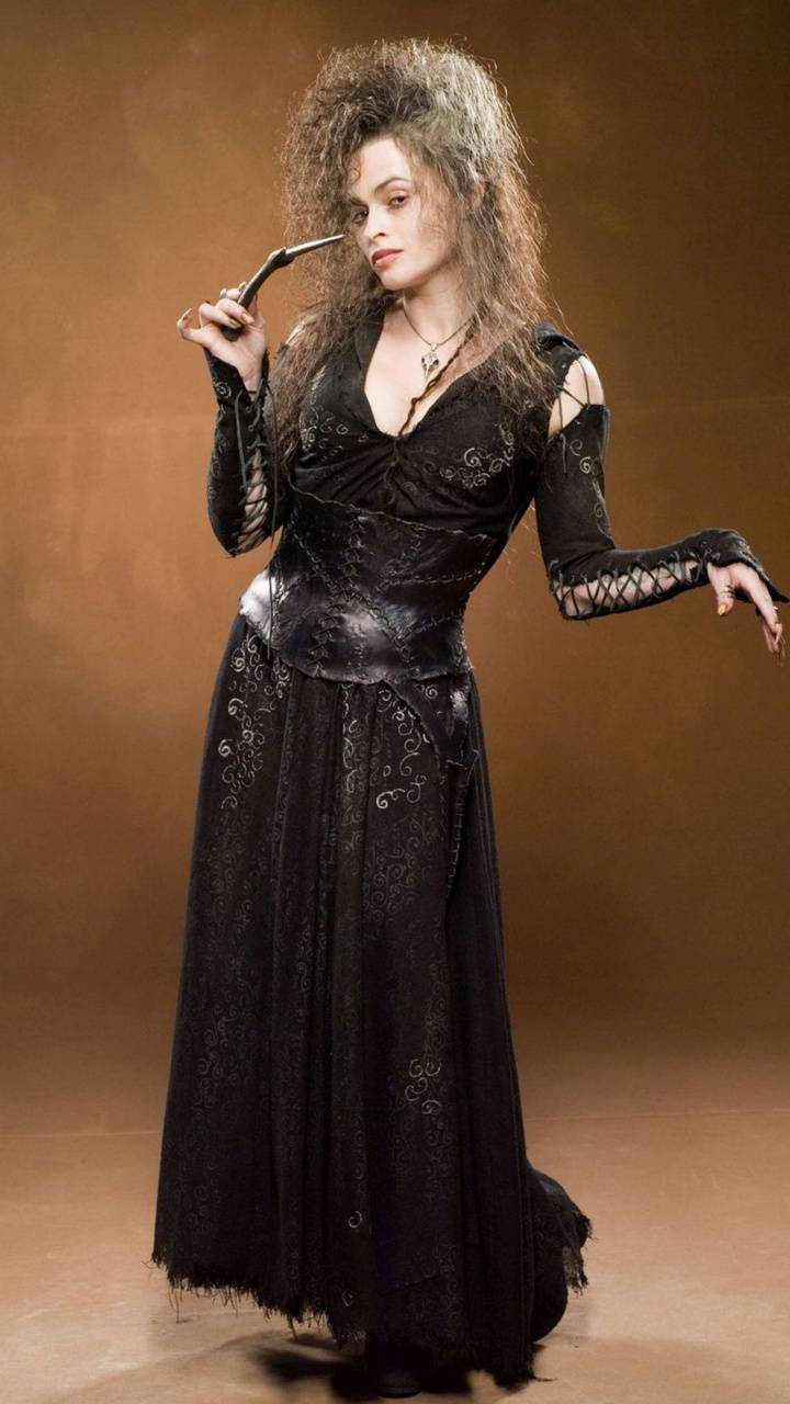 Bellatrix Lestrange In Long Black Gown Wallpaper