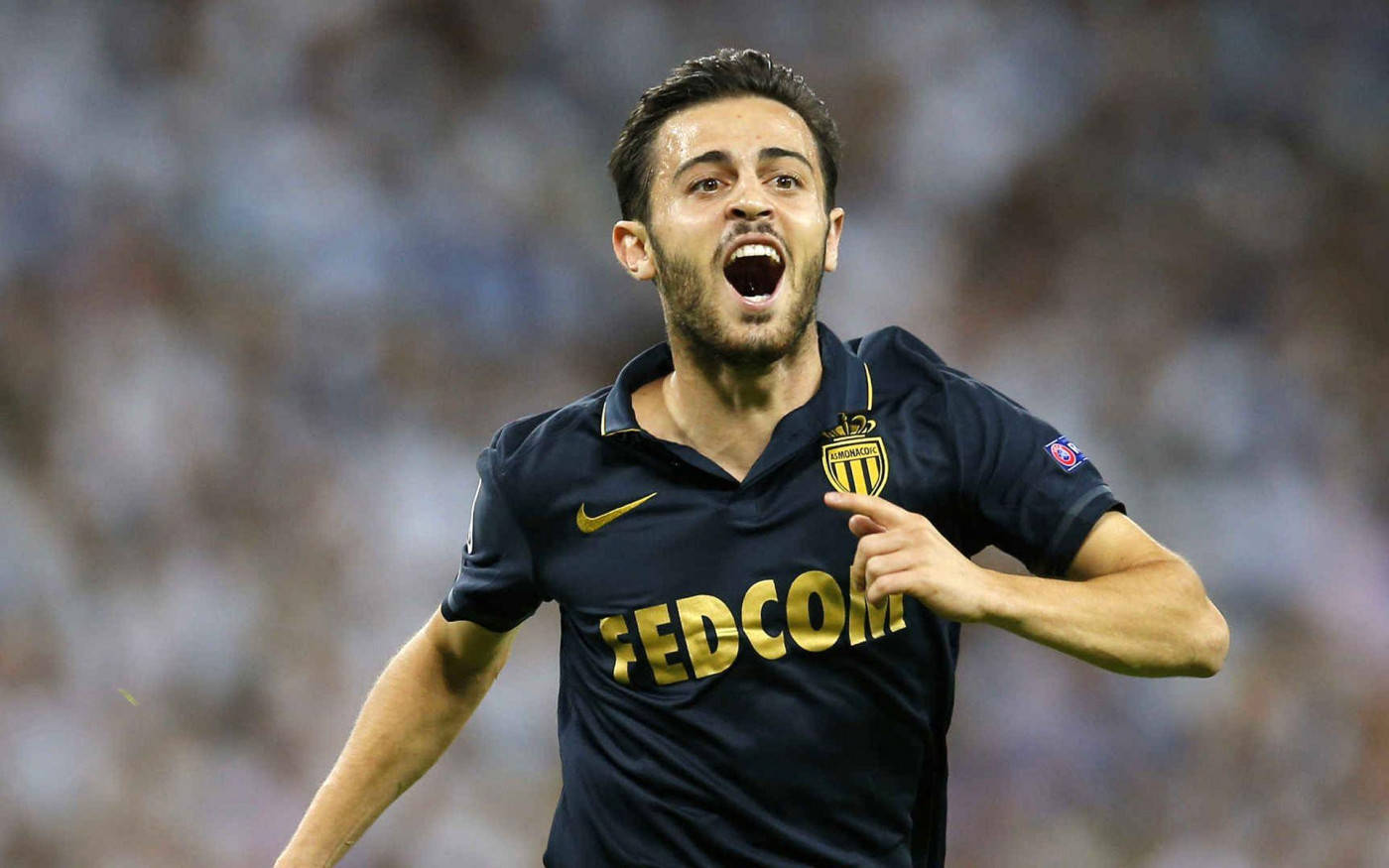 Bernardo Silva Runs With A Smile Wallpaper