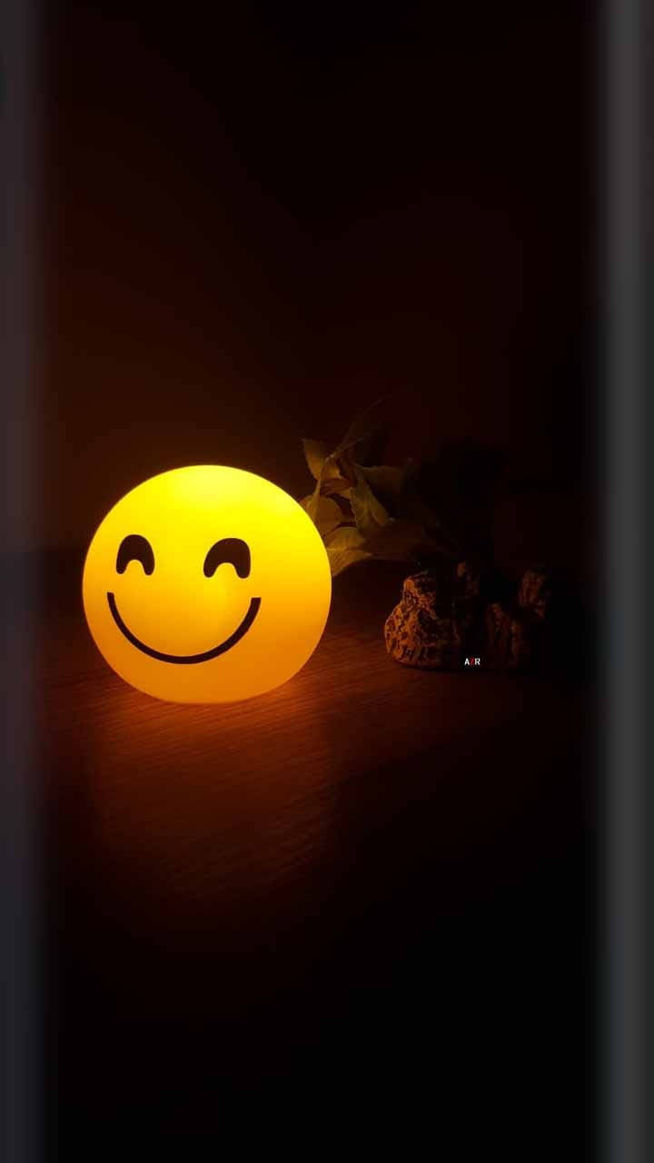 Black Emoji Glowing Wallpaper