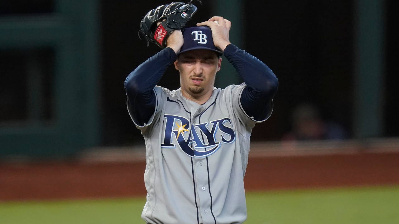 Blake Snell Adjusting Wallpaper