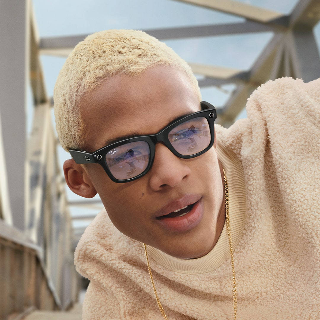 Blonde Black Man Wearing Ray-ban Wallpaper