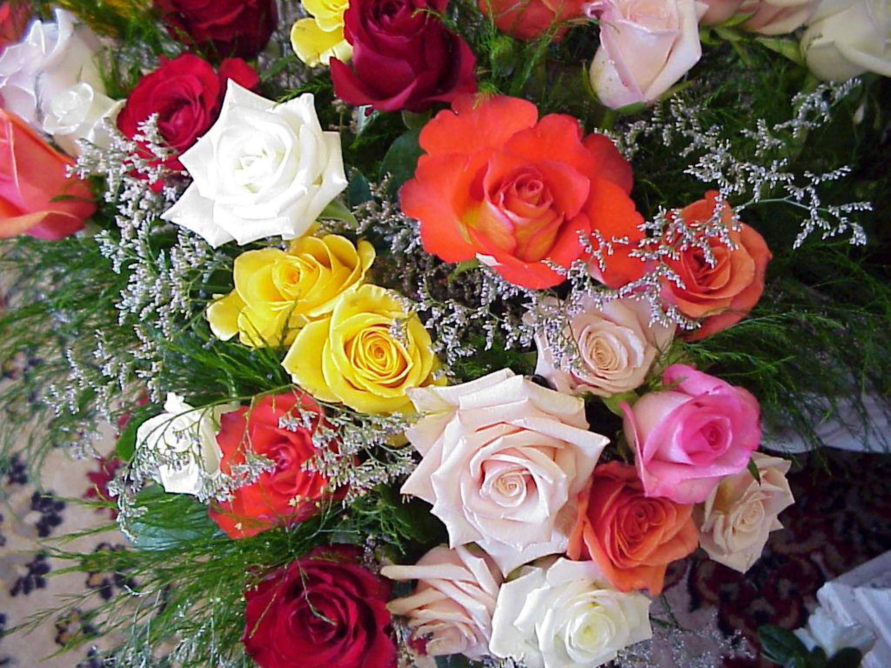 Bouquet Of Rose Flowers Wallpaper