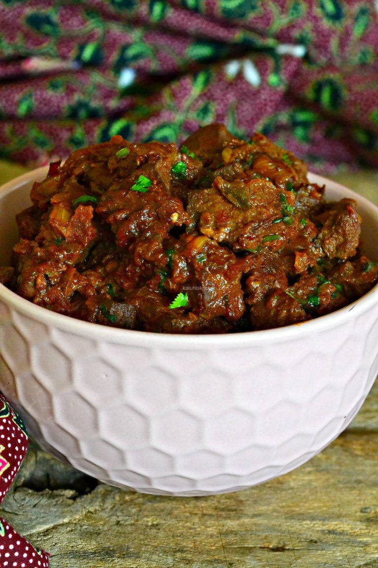 Bowl Of Stir-fried Liver Stew Wallpaper