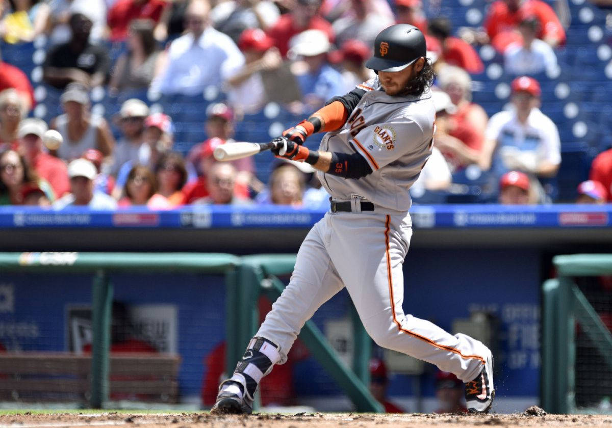 Brandon Crawford Twist And Hit Wallpaper