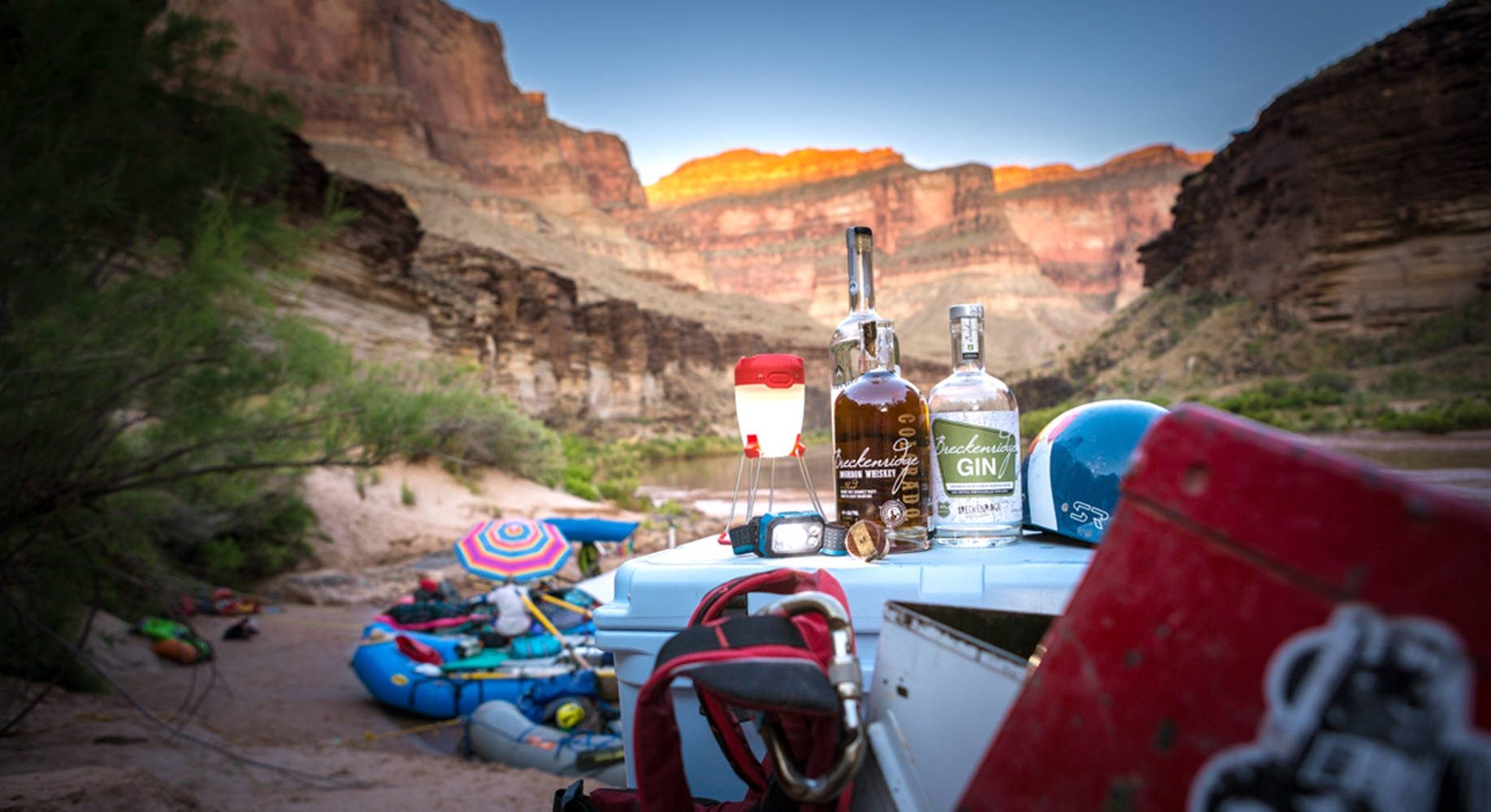 Breckenridge Distillery Colorado Mountains Picnic Wallpaper