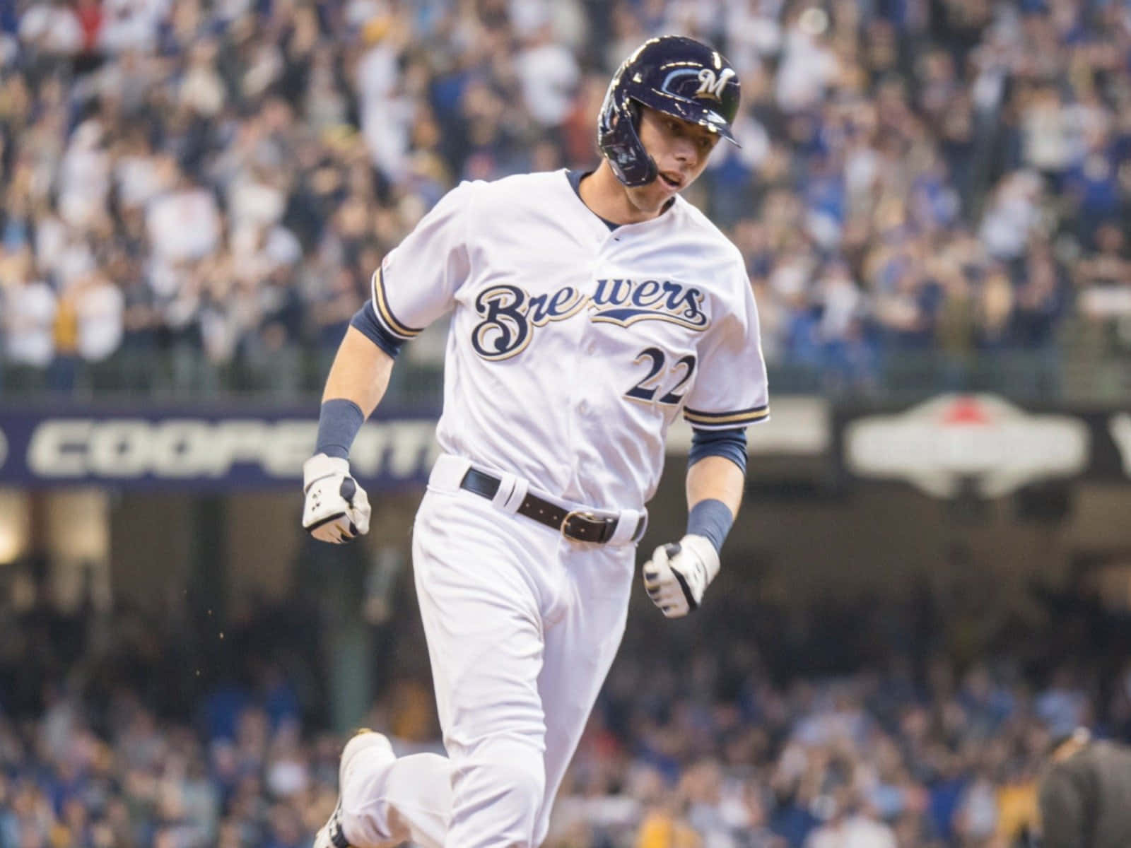 Brewers Player22 In Action Wallpaper