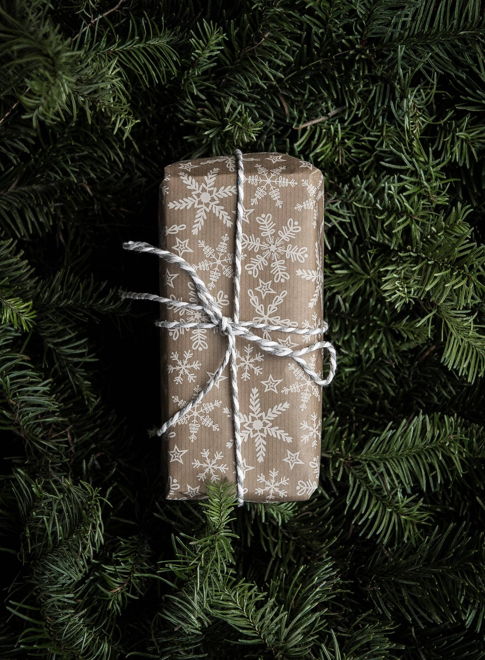 Brown And White Christmas Present Wallpaper