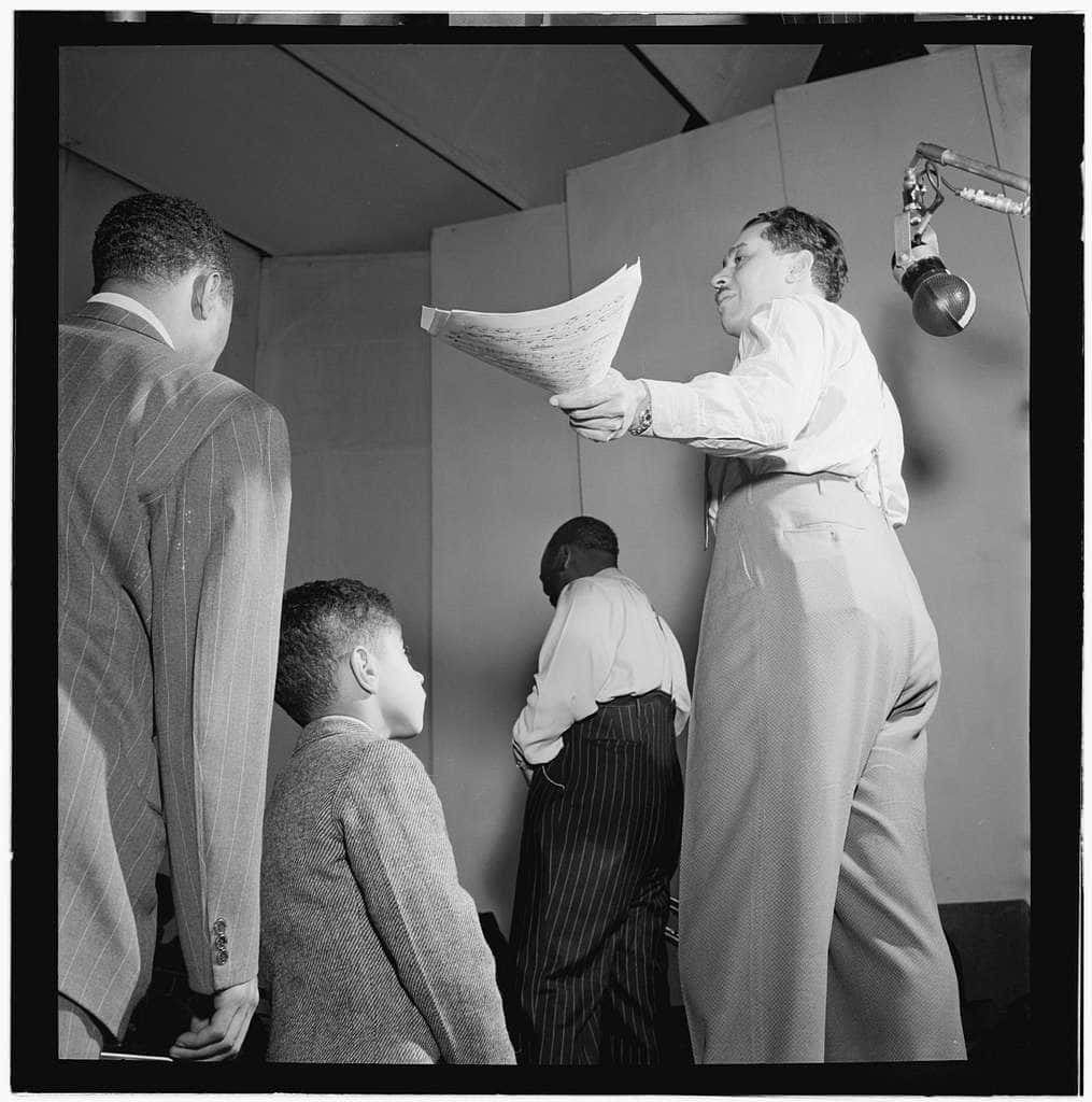 Cab Calloway Leading Band Rehearsal1940s Wallpaper