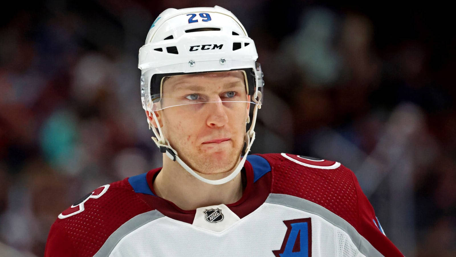 Canadian Ice Hockey Nathan Mackinnon Wallpaper