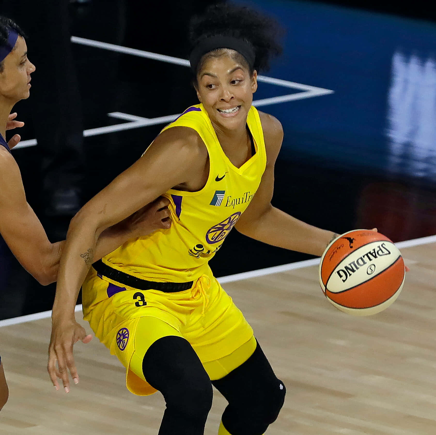 Candace Parker Playing In The Wnba Wallpaper