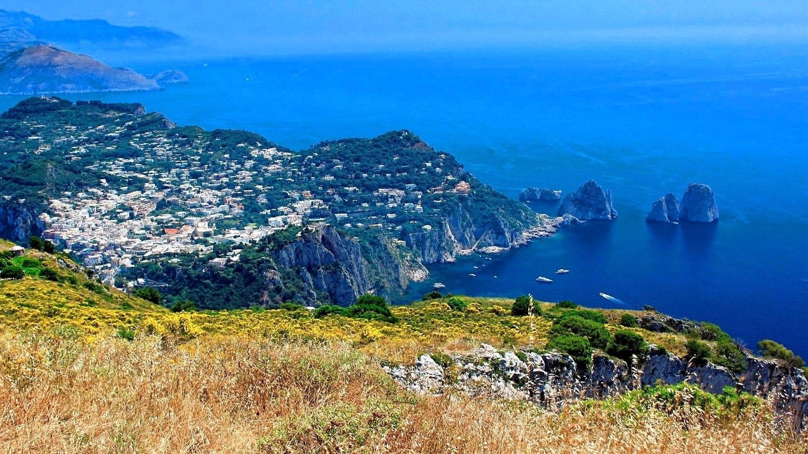 Capri Italy Scenic Island Wallpaper